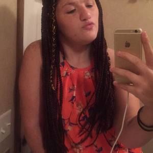 Meet your Posher, Arielle